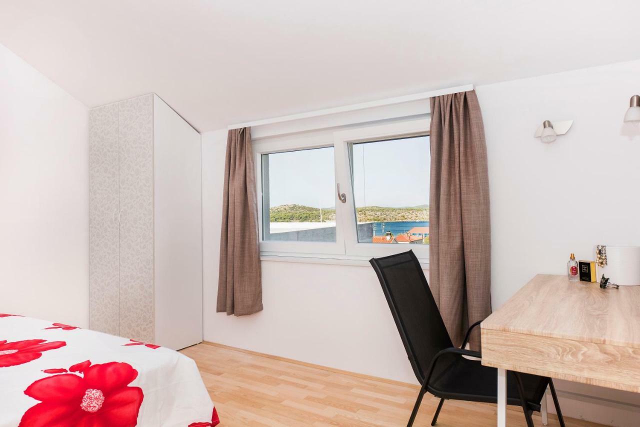 שיבניק Apartman Kurika מראה חיצוני תמונה